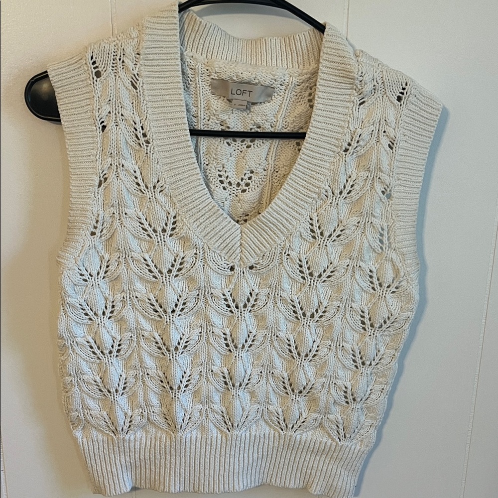 LOFT Cream Knit Sleeveless Top